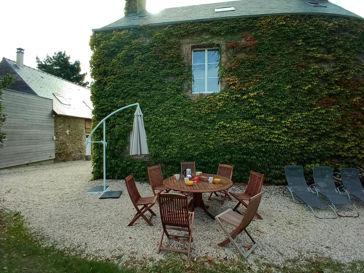 Villa Domaine Des Tisseys Vue Sur Le Mont St Michel Dragey Esterno foto